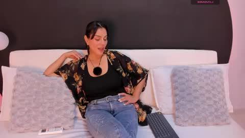    online show from April 2026 02:01:02 PM