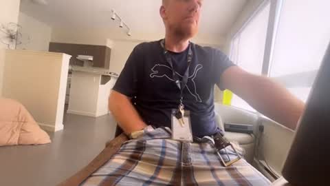Snapshot of adam712292 chatting on June 2026 12:21:02 AM Submissive ginger online show from June 2026 12:21:02 AM