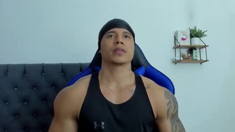 adam boss online show from November 2025 09:25:02 PM