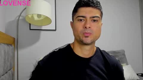 adam clarke online show from October 2025 09:54:01 AM