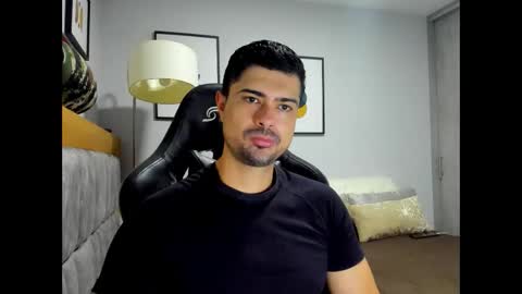 adam clarke online show from December 2025 02:06:02 AM