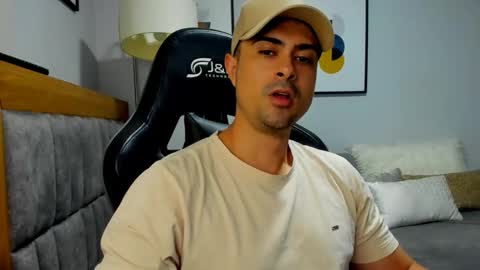 adam clarke online show from February 2026 01:57:02 AM