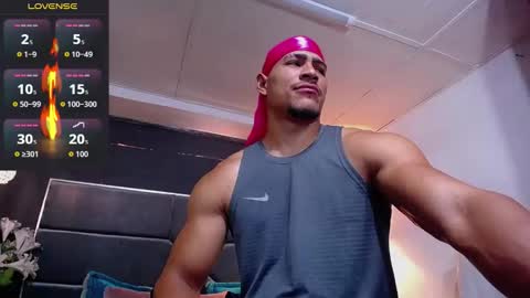 adam_fit19cm online show from November 2025 01:55:01 PM