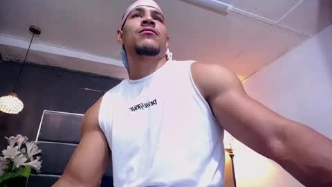 adam_fit19cm online show from November 2025 01:43:01 PM