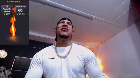 adam_fit19cm online show from December 2025 02:11:01 PM