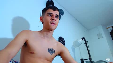 adam hot11 online show from November 2025 11:05:01 PM