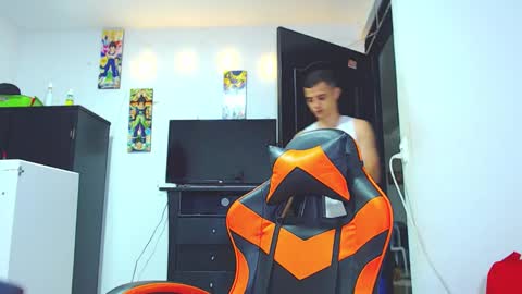 adam hot11 online show from February 2026 04:02:01 AM