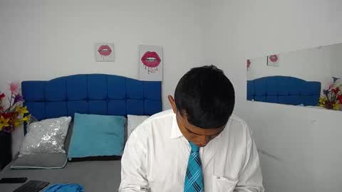 adam_morgan2 online show from November 2025 02:12:01 AM