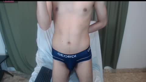 Snapshot of adam_sinclair chatting on November 2025 08:25:02 PM adam_sinclair online show from November 2025 08:25:02 PM