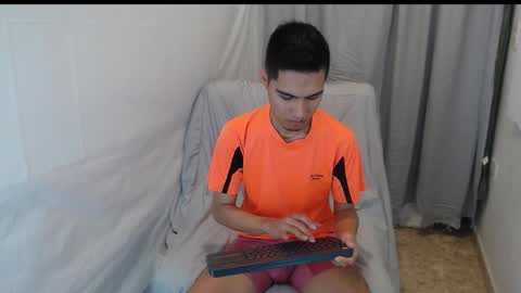 Snapshot of adam_sinclair chatting on December 2025 08:40:01 PM adam_sinclair online show from December 2025 08:40:01 PM