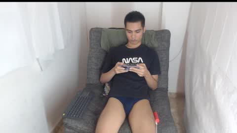 Snapshot of adam_sinclair chatting on December 2025 06:04:01 PM adam_sinclair online show from December 2025 06:04:01 PM