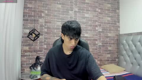 Adam online show from December 2024 04:40:01 AM