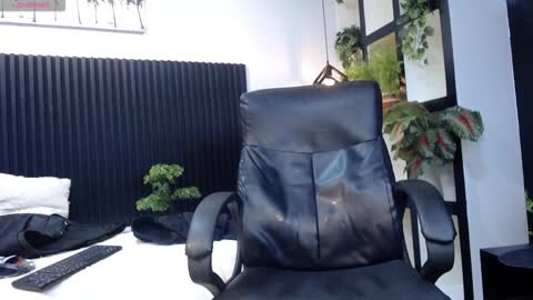 Adam online show from March 2026 02:04:02 AM