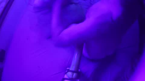 Snapshot of adamineve chatting on January 2025 03:31:02 AM adamineve online show from January 2025 03:31:02 AM