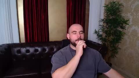 Snapshot of adamjameson chatting on December 2025 07:13:02 AM AdamJameson online show from December 2025 07:13:02 AM