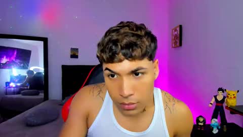 Snapshot of adams_collins chatting on October 2025 10:27:02 PM Adams online show from October 2025 10:27:02 PM