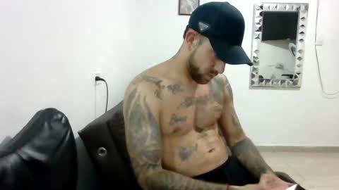 adan_carter online show from November 2025 01:16:01 AM