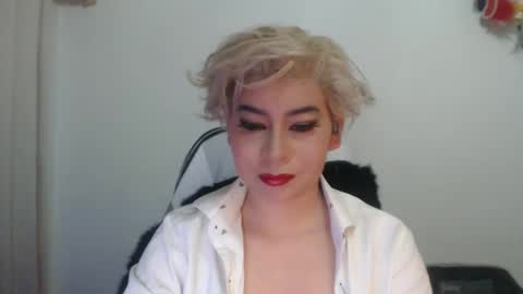 Snapshot of adan_romanoff chatting on December 2025 07:14:02 AM adan_romanoff online show from December 2025 07:14:02 AM