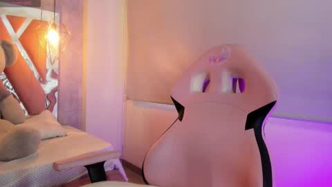  Adara  online show from November 2025 08:19:02 PM