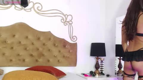 Snapshot of adara_ferrara chatting on October 2025 06:20:02 PM Adara Ferrara online show from October 2025 06:20:02 PM