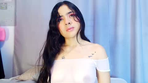 Snapshot of adara_johnson_ chatting on November 2025 11:43:02 AM Adara Johnson online show from November 2025 11:43:02 AM