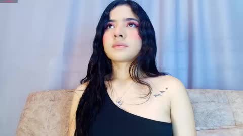 Snapshot of adara_johnson_ chatting on November 2025 11:43:01 AM Adara Johnson online show from November 2025 11:43:01 AM