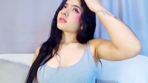 Snapshot of adara_johnson_ chatting on November 2025 11:38:02 AM Adara Johnson online show from November 2025 11:38:02 AM