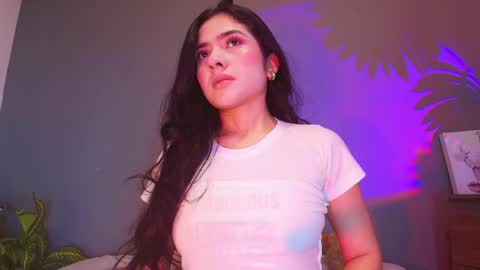  Adara Johnson  online show from April 2026 11:50:02 AM