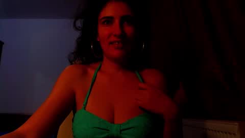 Snapshot of addicted2uts chatting on February 2025 08:58:01 PM amy online show from February 2025 08:58:01 PM