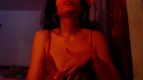 Snapshot of addicted2uts chatting on February 2025 12:48:01 PM amy online show from February 2025 12:48:01 PM