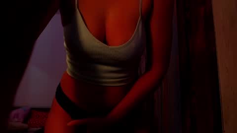 Snapshot of addicted2uts chatting on March 2025 07:21:02 AM amy online show from March 2025 07:21:02 AM