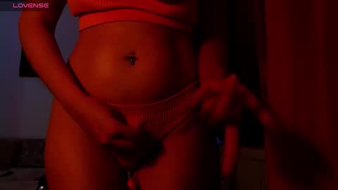 Snapshot of addicted2uts chatting on November 2025 01:03:01 PM amy online show from November 2025 01:03:01 PM