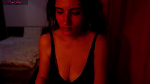 Snapshot of addicted2uts chatting on February 2026 12:20:02 AM amy online show from February 2026 12:20:02 AM