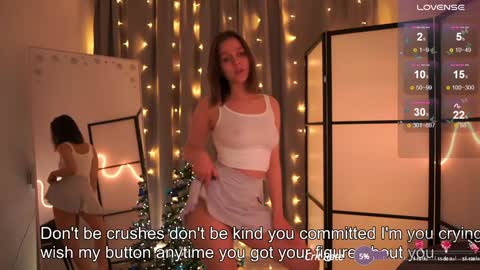 Snapshot of addy_moon chatting on December 2024 07:03:02 PM Addy online show from December 2024 07:03:02 PM