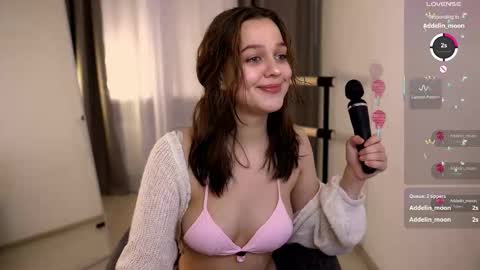 Snapshot of addy_moon chatting on October 2025 04:37:01 PM Addy online show from October 2025 04:37:01 PM