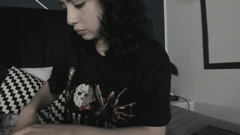 Snapshot of adeelinee chatting on January 2025 09:31:01 PM Ade online show from January 2025 09:31:01 PM