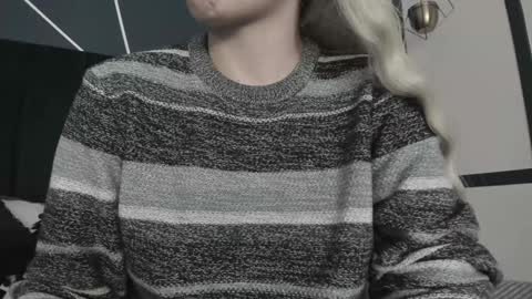 Snapshot of adeelinee chatting on January 2025 07:40:01 PM Ade online show from January 2025 07:40:01 PM