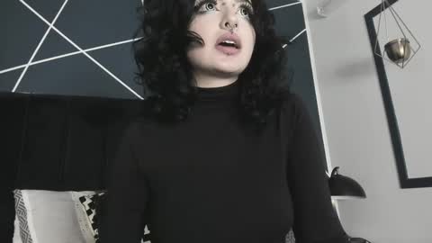 Snapshot of adeelinee chatting on February 2025 01:21:02 AM Ade online show from February 2025 01:21:02 AM