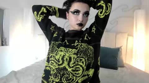 Snapshot of adeelinee chatting on March 2025 11:15:01 PM Ade online show from March 2025 11:15:01 PM