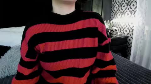 Snapshot of adeelinee chatting on September 2025 07:38:01 PM Ade online show from September 2025 07:38:01 PM