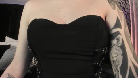 Ade  online show from February 2026 07:41:02 PM