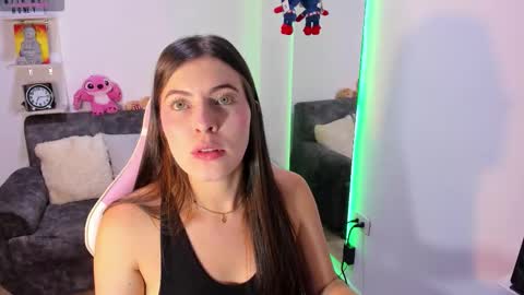 Adela Parker  online show from October 2025 12:18:02 AM