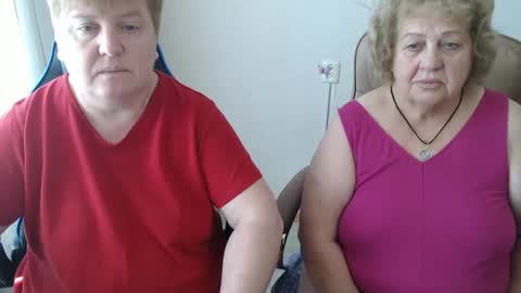 Snapshot of adelandsofia chatting on September 2025 07:44:02 AM AdelAndSofia online show from September 2025 07:44:02 AM