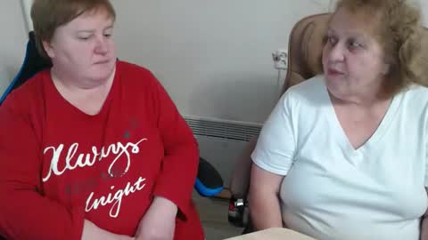 Snapshot of adelandsofia chatting on January 2026 07:45:01 PM AdelAndSofia online show from January 2026 07:45:01 PM