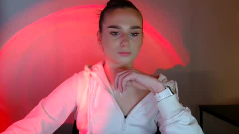 Adele Amore online show from March 2025 07:32:02 AM