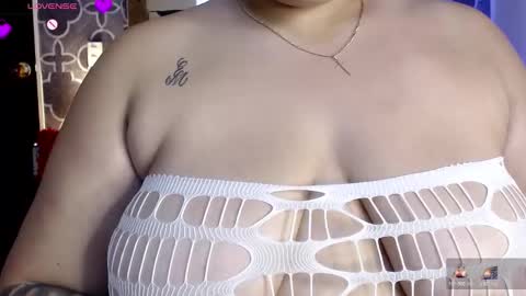 adele cruzz online show from December 2025 10:27:01 PM