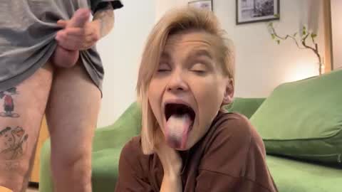 Snapshot of adele_nick2202 chatting on October 2025 07:05:02 PM Adele Nick online show from October 2025 07:05:02 PM