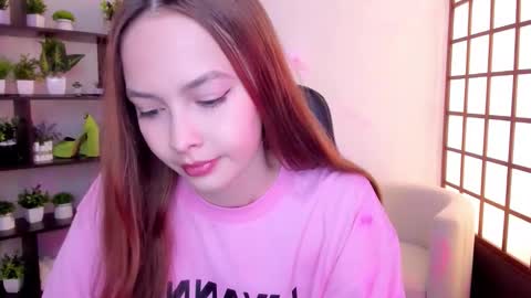 Snapshot of adele_softly chatting on September 2025 01:50:01 AM You can call me Adele online show from September 2025 01:50:01 AM