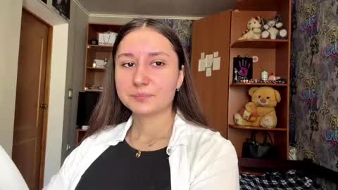 Poly online show from April 2026 08:30:02 AM