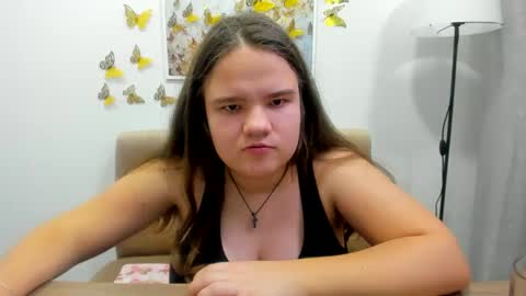 adelecruzz online show from February 2025 04:36:01 PM